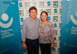 Presidente Perón: Comenzó la entrega de la Tarjeta AlimentAR