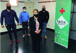 Prueban cabina desinfectante en la Municipalidad