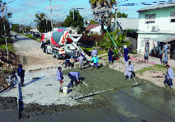 Programa Argentina Hace 2/     Última etapa de bacheo en las Cinco Esquinas   