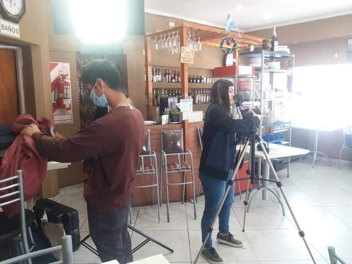 Comenzó rodaje de la primera película con actores y actrices locales