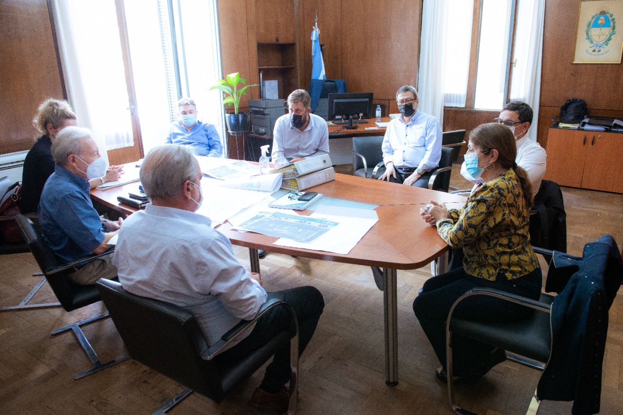 POLÍTICA HABITACIONAL/    La intendenta Blanca Cantero se reunió con la Unidad de Tierra y Vivienda de la provincia de Buenos Aires