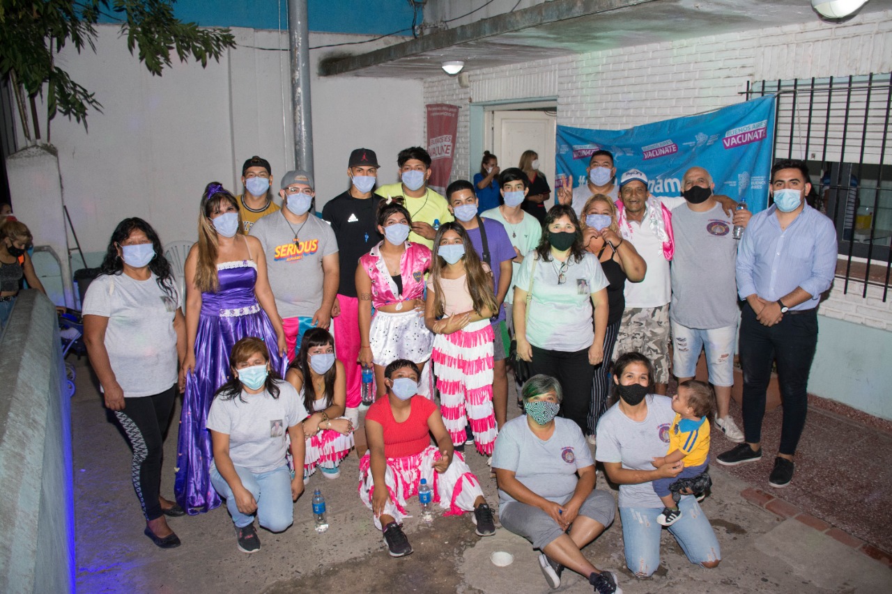 Salud/recreación        CARNAVAL DE MURGAS EN LA NOCHE DE LAS VACUNAS DE PRESIDENTE PERON