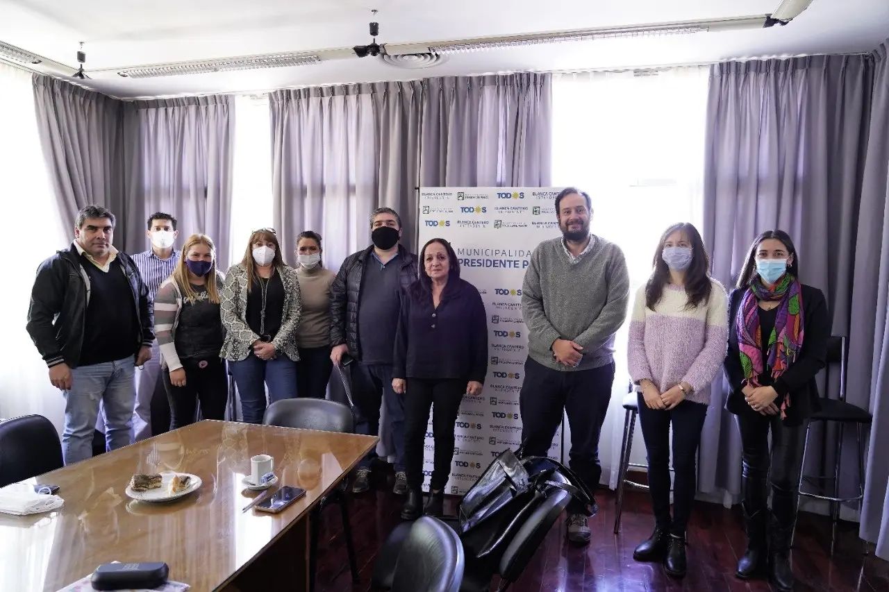 DESARROLLO SOCIAL/     Reunión para reforzar programas asistenciales