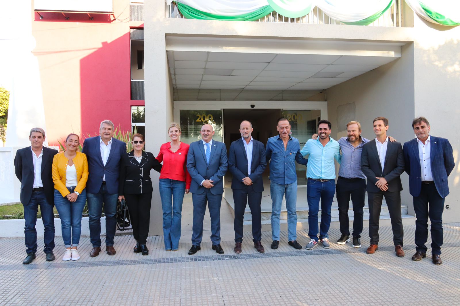 Cantero participó de acto de entrega de pases libres para sus vecinos