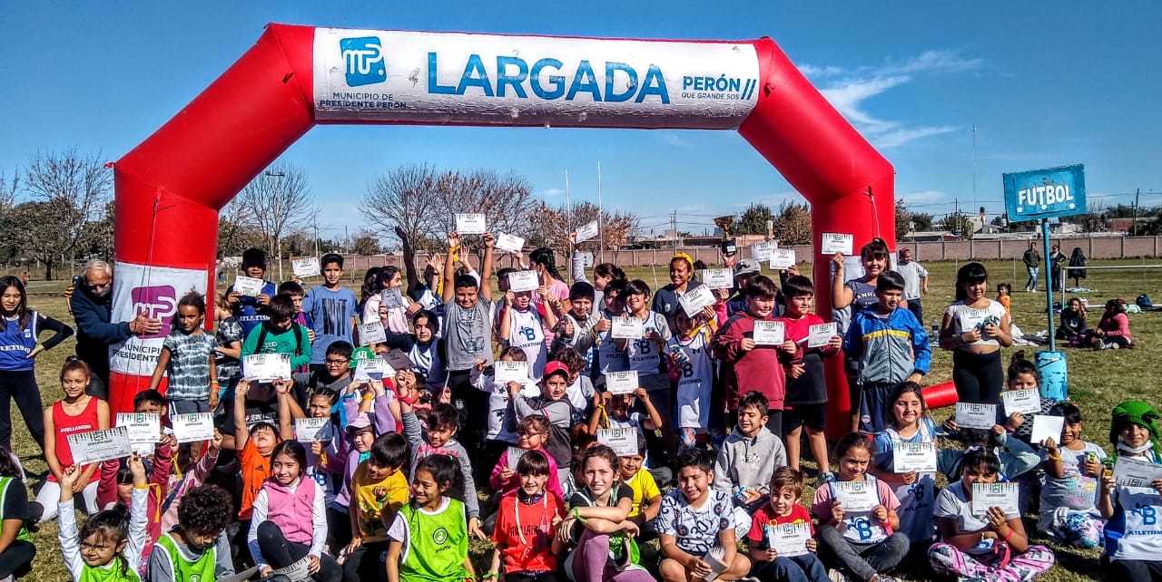 DEPORTES/ El Municipio creó la primera escuela de atletismo infantil
