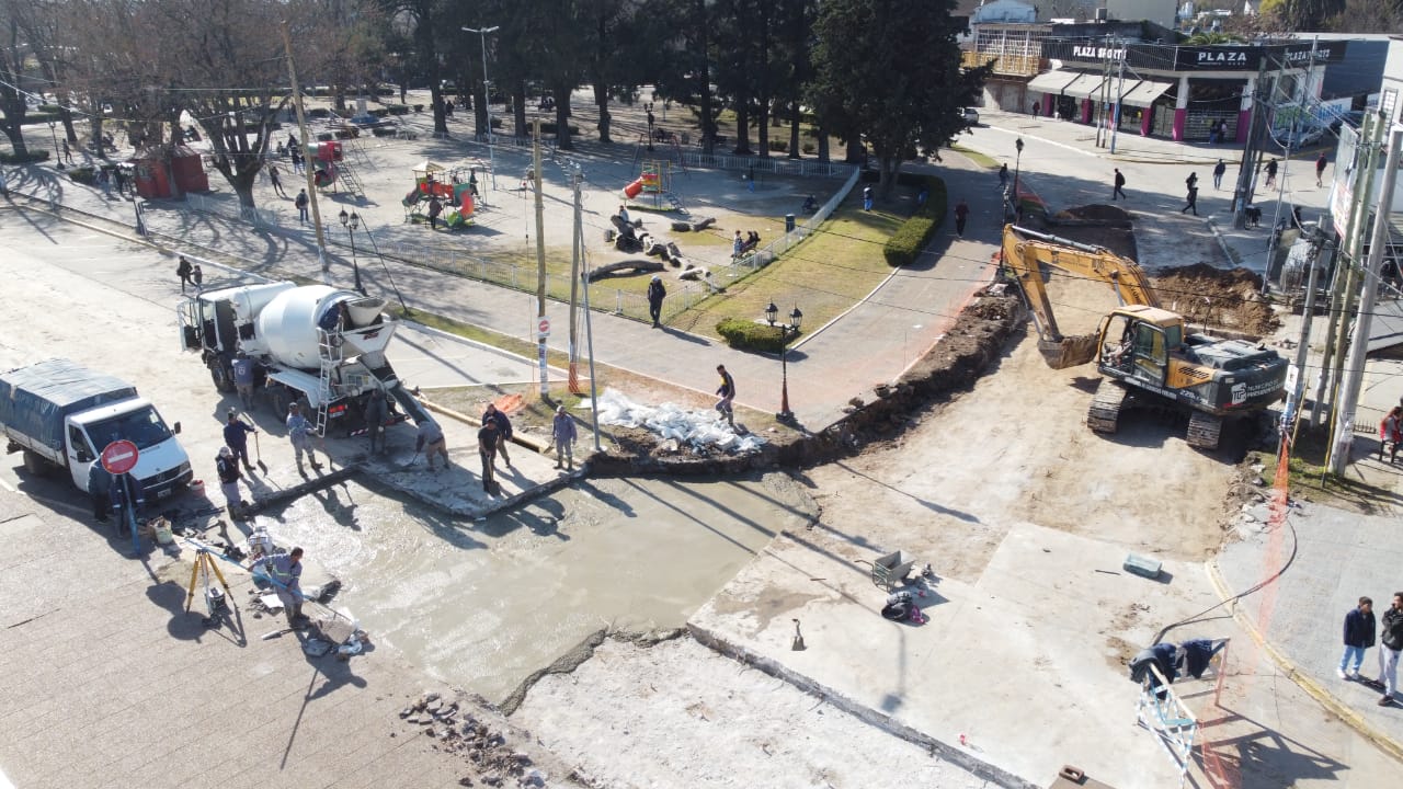 OBRAS // El Municipio sigue reparando los pavimentos deteriorados