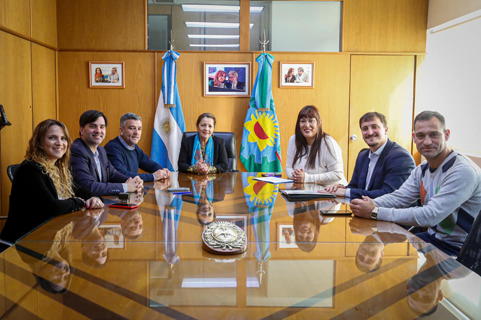 GESTIÓN / La Intendente Blanca Cantero firmó convenio paranuevo alumbrado público en el barrio Agrocoloni