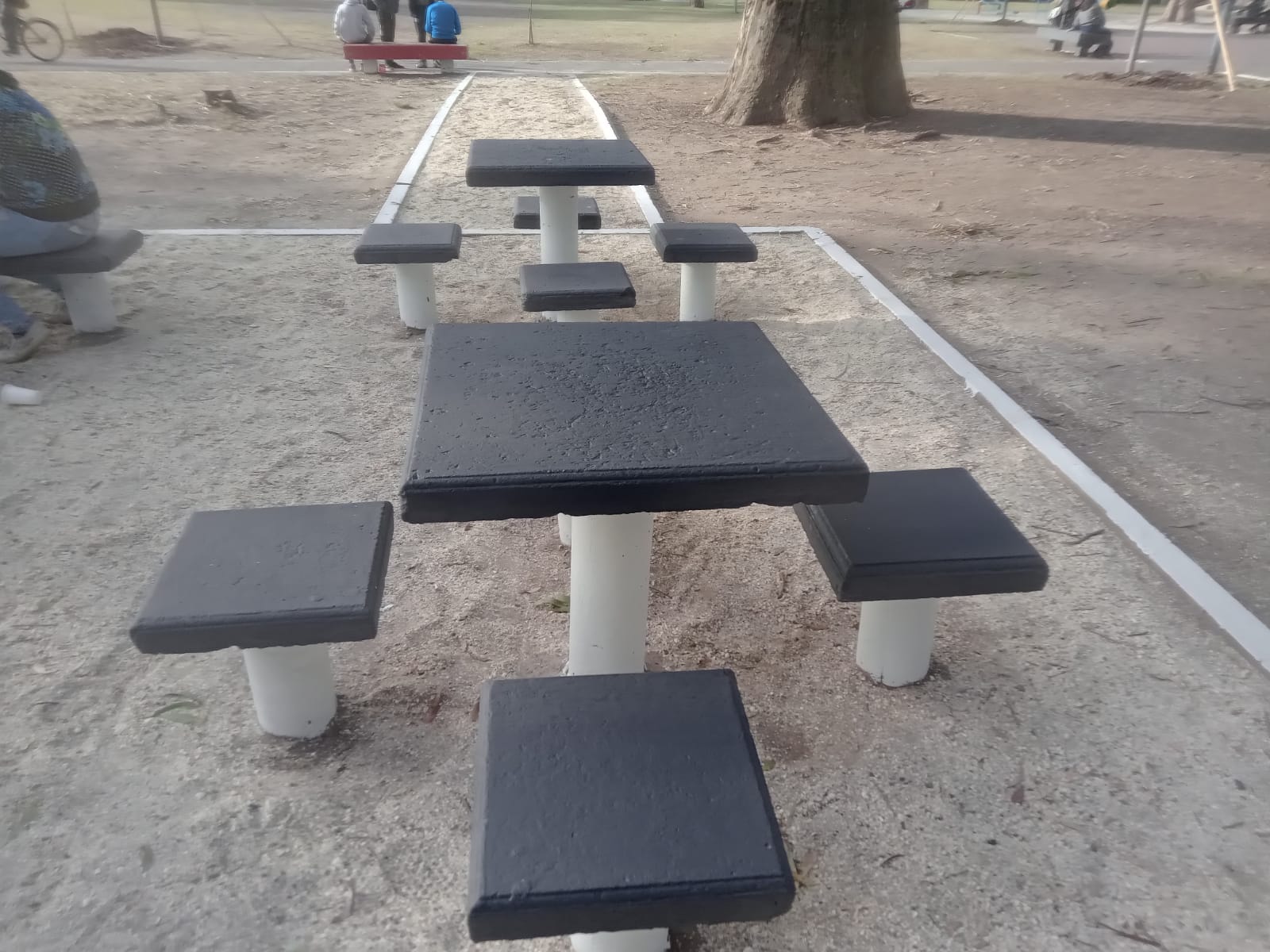 SERVICIOS /  El Municipio puso en valor la plaza “Díaz Vélez”